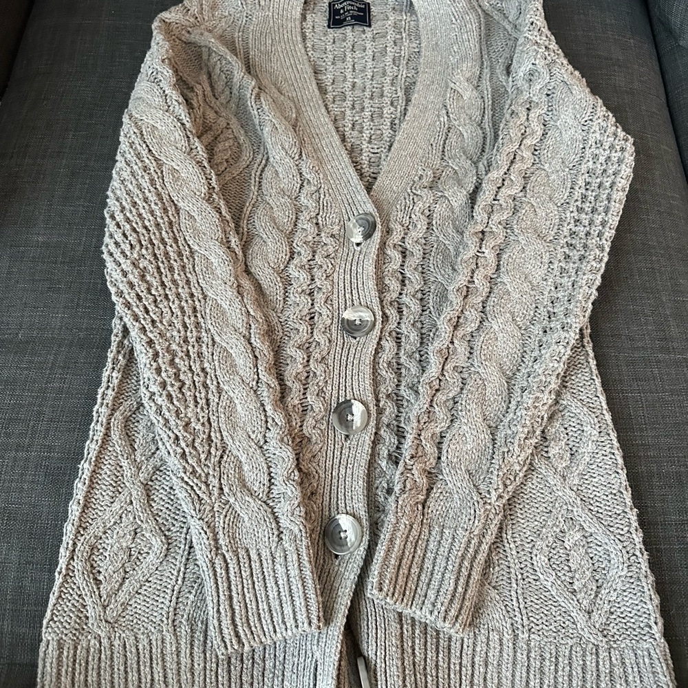 Abercrombie & Fitch Gray Cable Knit Cardigan